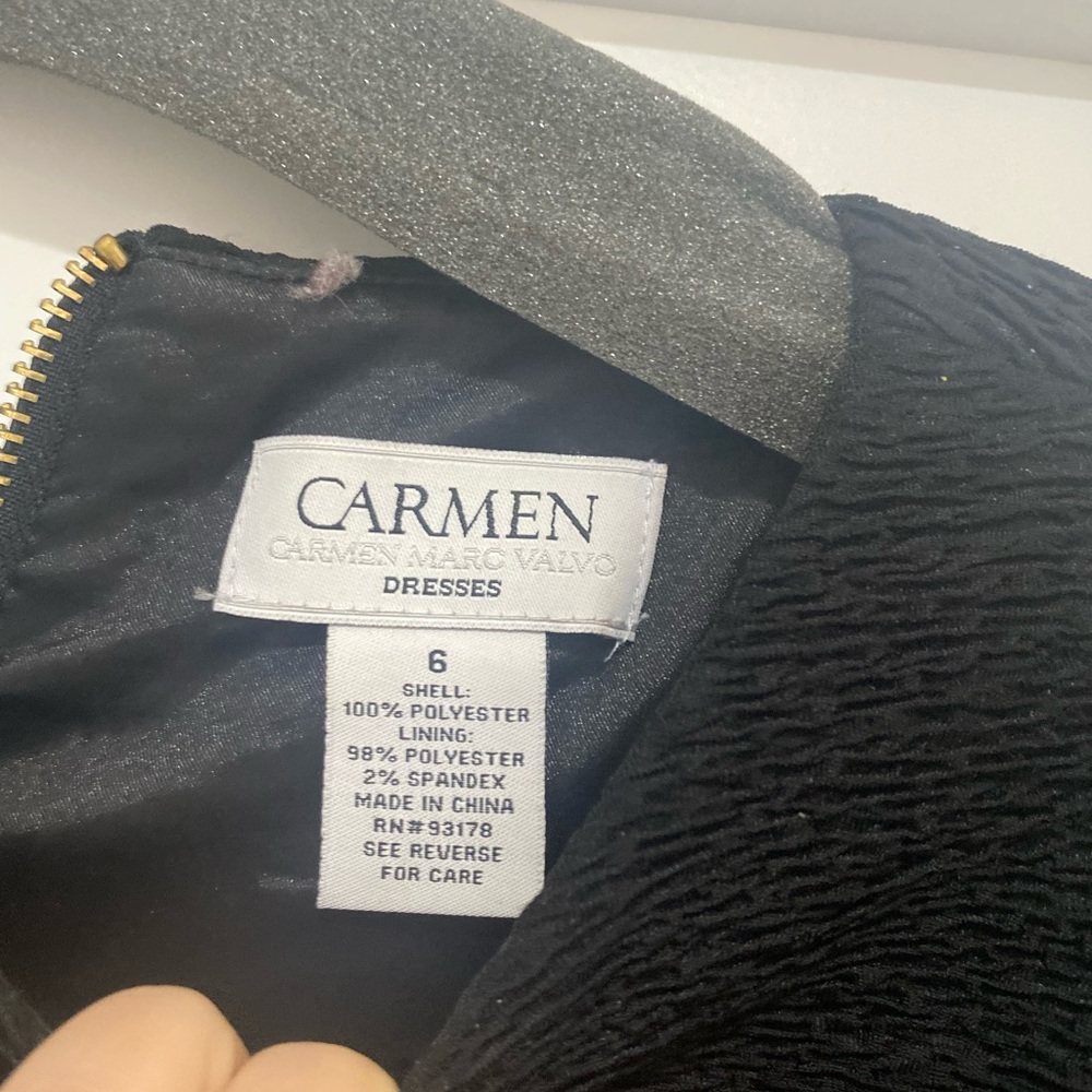 carmen marc valvo black midi dress